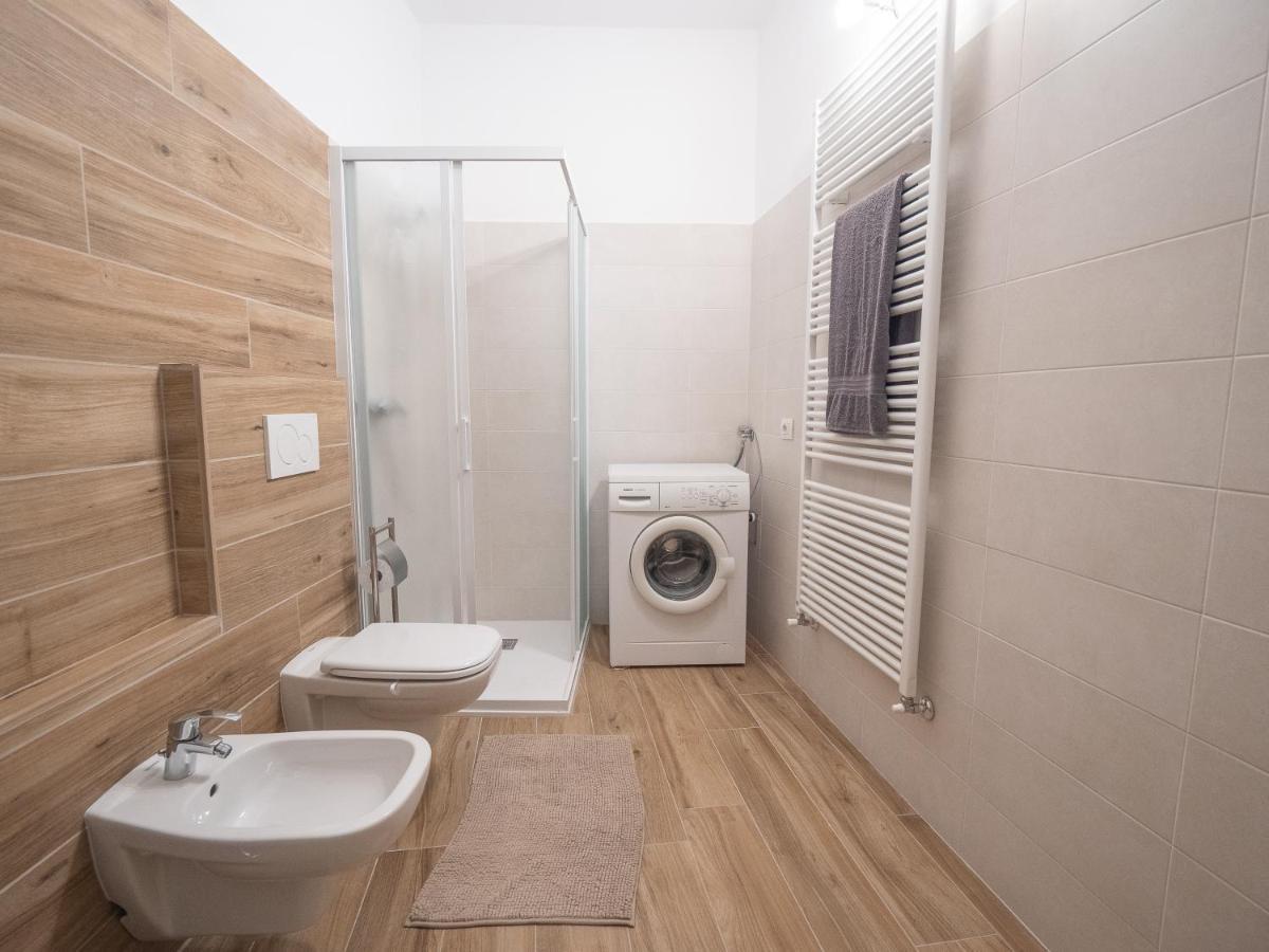 Apartmán Camelia House Bellano Exteriér fotografie